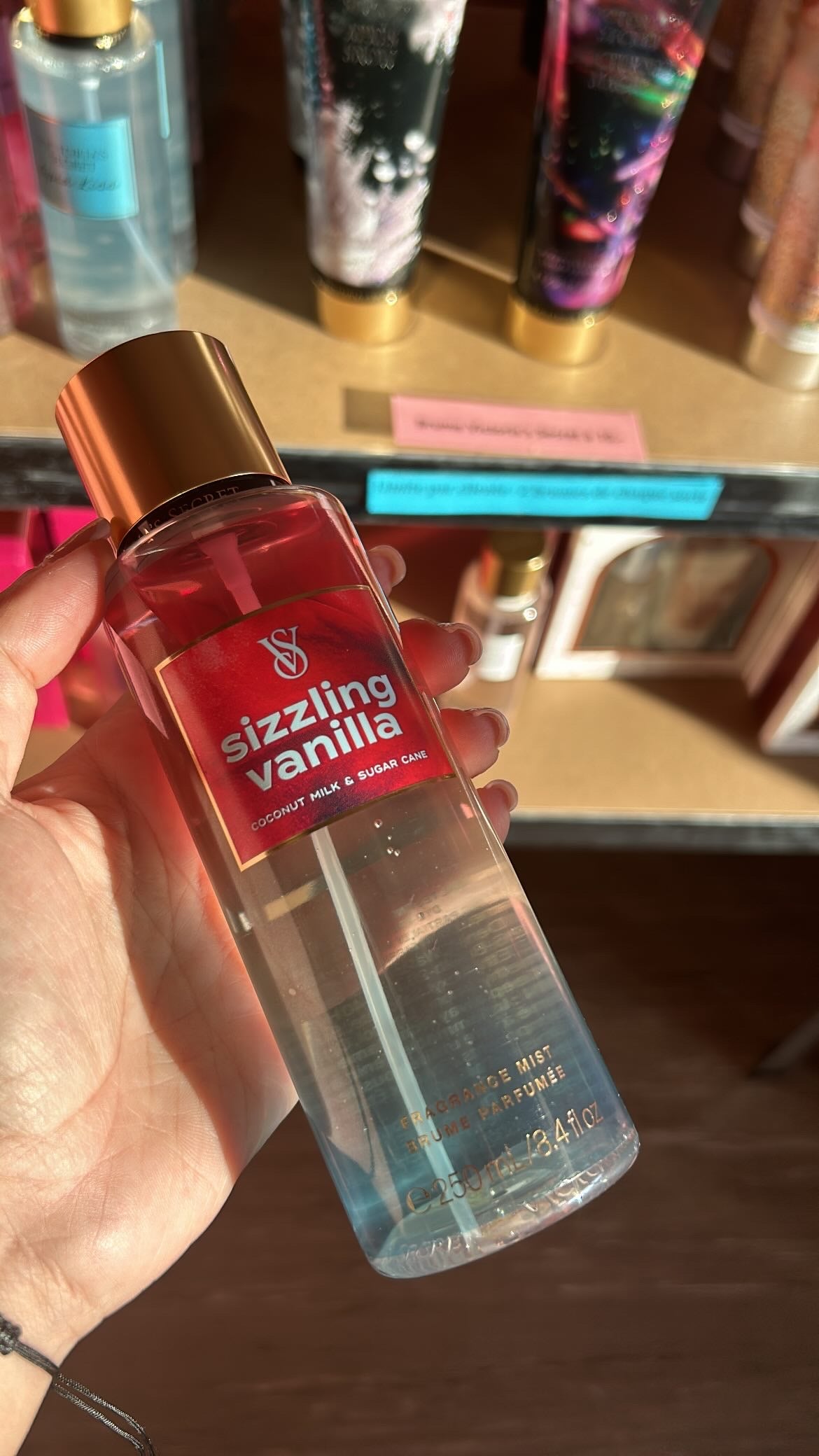 Brume Sizzling Vanilla de Victoria's Secret🥭🥥