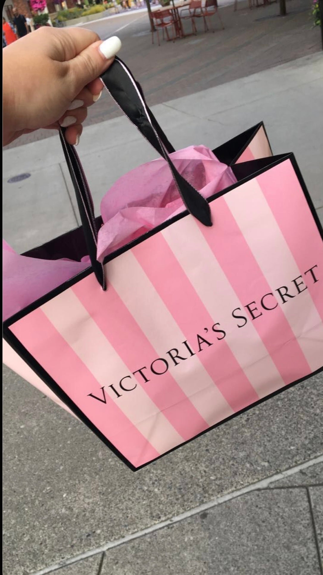 Grand sac cadeau de Victoria's Secret🛍️