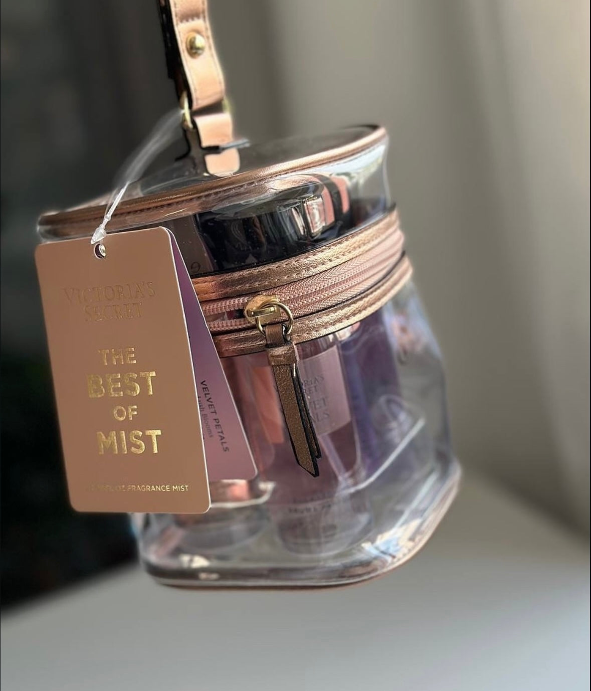 Set de 4 brumes (4x75ml) avec trousse de Victoria's Secret🎁