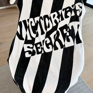 Serviette de plage en cotton de Victoria's Secret🌊