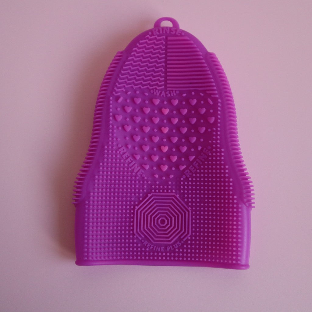 Gant pour nettoyer les pinceaux