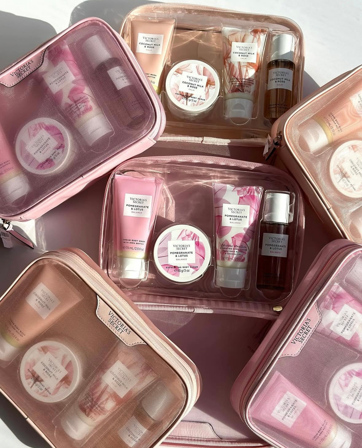 Set de 4 produits Coconut Milk & Rose avec trousse de Victoria's