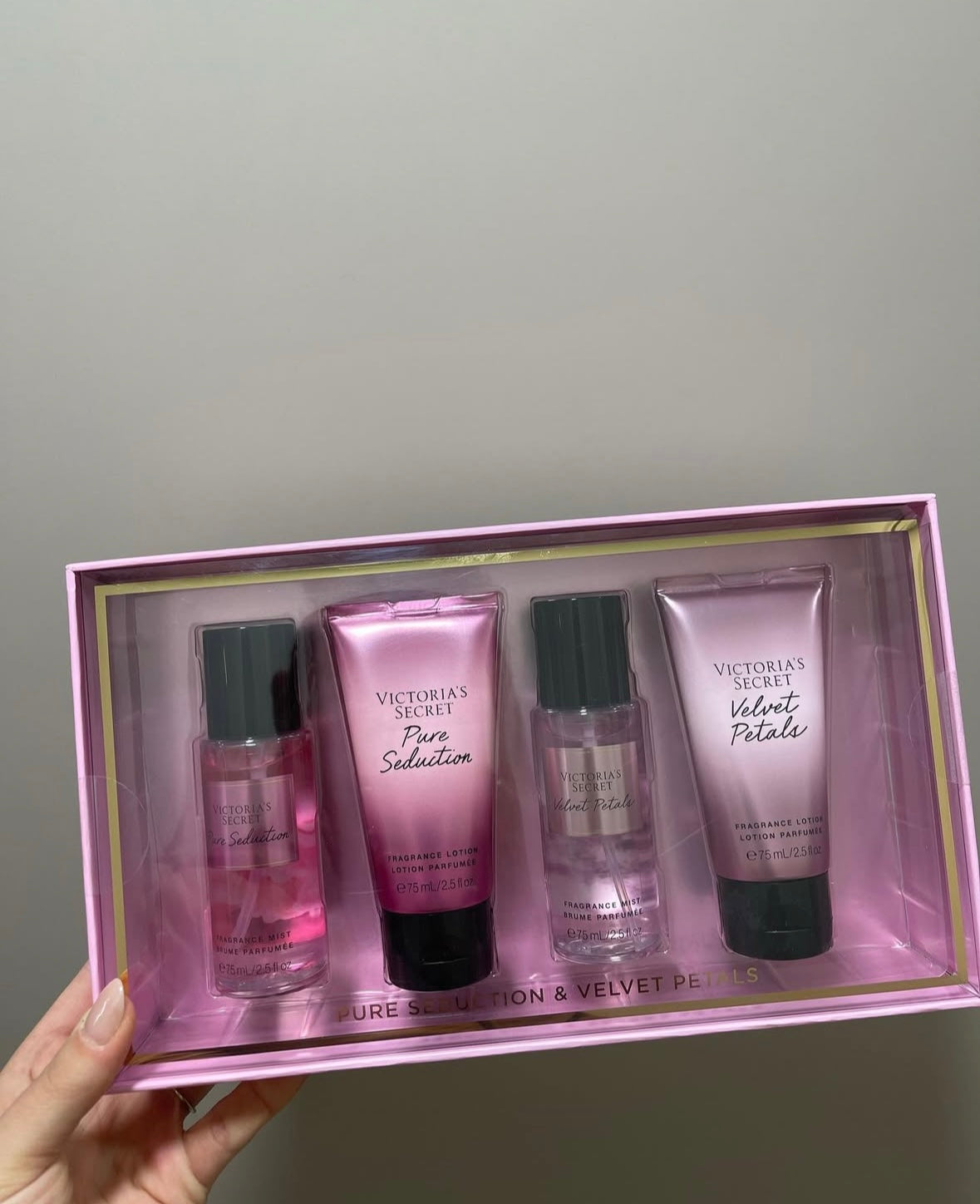 Coffret Pure Seduction et Velvet Petals (4x75ml) de Victoria's Secret🪄