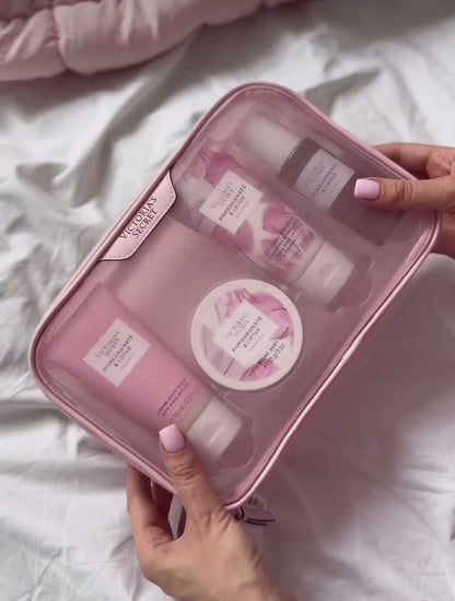 Set de 4 produits Pomegranate & Lotus avec trousse de Victoria's Secret🎁