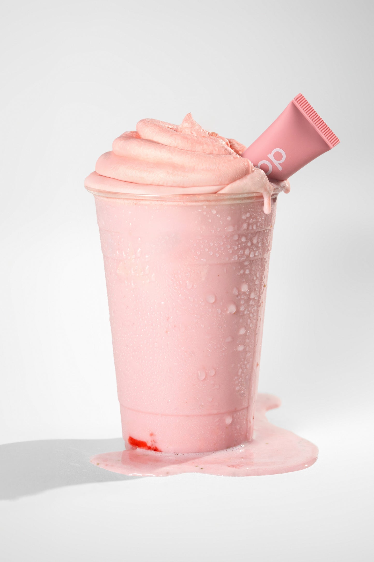 Baume à lèvres au frappé à la fraise - Strawberry Milkshake🍓